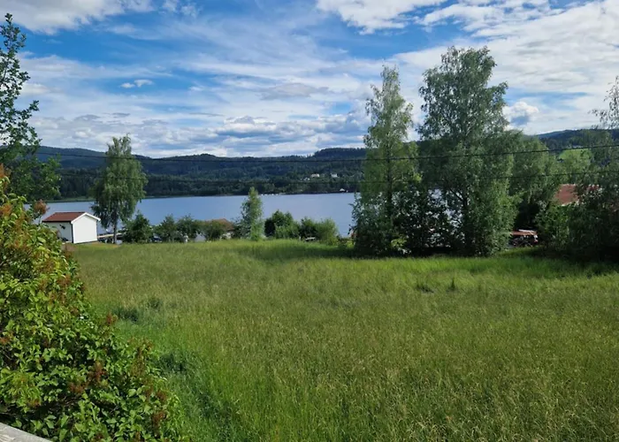 Asenfjord, Ved Sjoen * Hopla