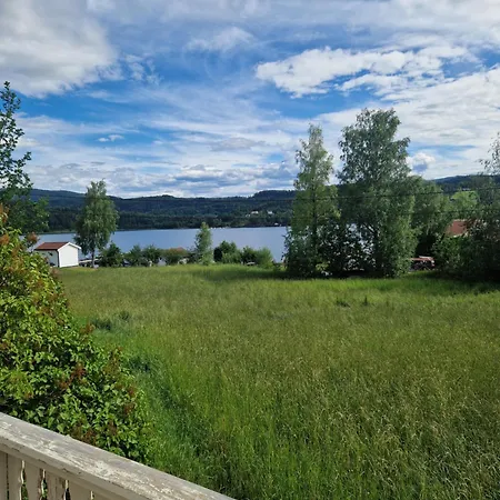Asenfjord, Ved Sjoen * Hopla